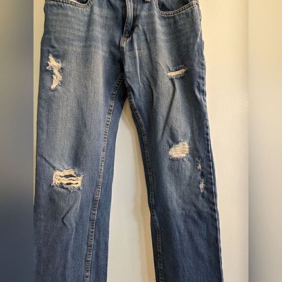Levi's distressed jeans size 18. 29*29 - Picture 2 of 7